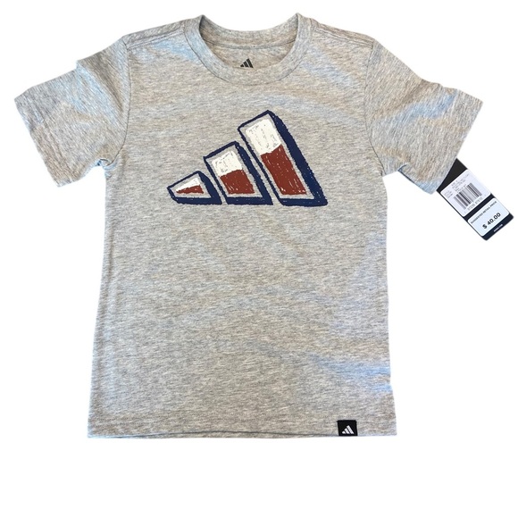 NWT- Adidas 2 pieces t-shirt and shorts Set - Picture 2 of 11